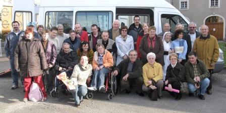 les visiteurs et leurs hôtes